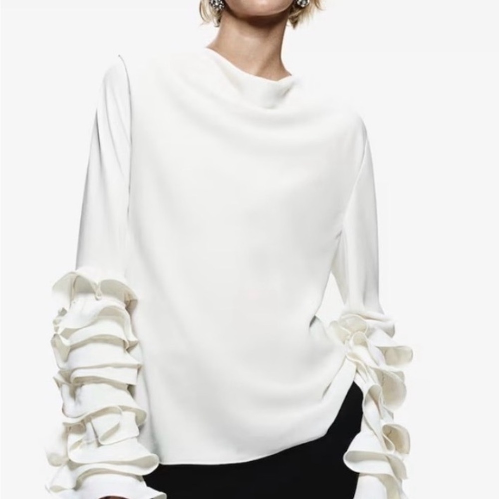 H&M Cream Ruffle Sleeve Blouse - Picture 3 of 12